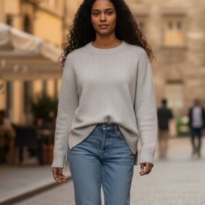 J. Crew Women's Ivory Crewneck Pullover Sweater Size M Casual Knit